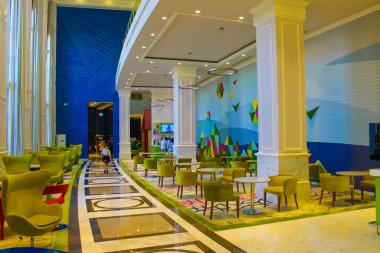 Belek, Antalya, Türkiye - 15 Mayıs 2021: Belek 'teki Efsaneler Diyarı tema parkı. Tatil köyünün içi