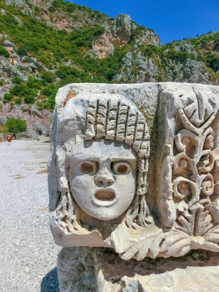 土耳其迈拉的面具和岩石墓葬 Fethiye的Lycia古墓 考古学与旅行概念 — 图库照片