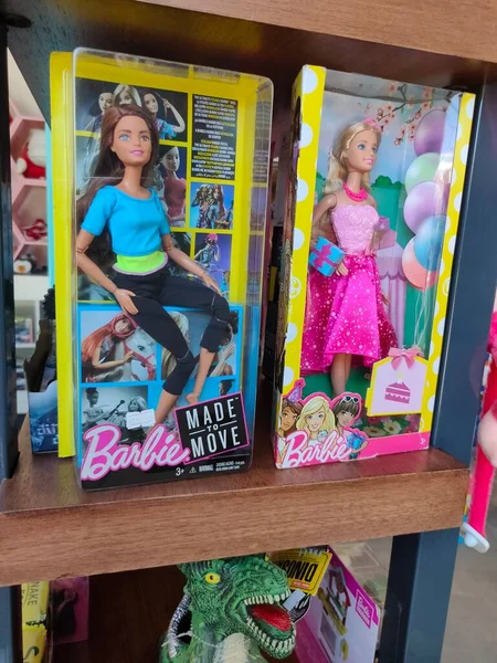 Antalya Turquia Maio 2021 Barbie Brinquedos Para Venda Estande Supermercado — Fotografia de Stock