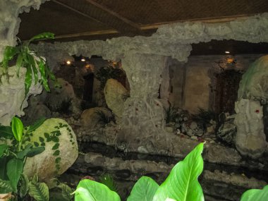 Ubud, Bali, Endonezya - 13 Nisan 2012: Ubud 'daki Tjampuhan Spa Oteli' ndeki SPA havuzu manzarası