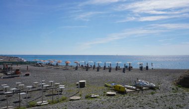 İtalya 'daki Ventimiglia' daki güzel plaj.