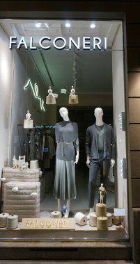 Nice, Fransa - 22 Eylül 2024: Nice, Fransa Falconeri mağazası - 22 Eylül 2024