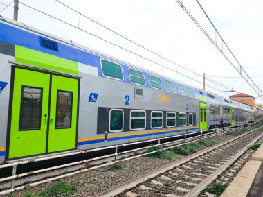 Civitavecchia, Italy- 19 Aralık 2025: İtalya 'daki Civitavecchia tren istasyonunda Trenitalia Trenleri.