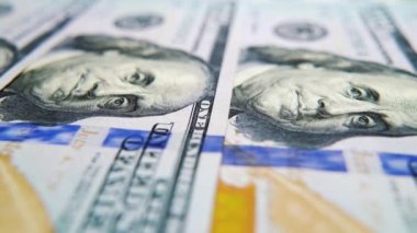 Amerikan Doları Nakit Para Sıralı yatıyor