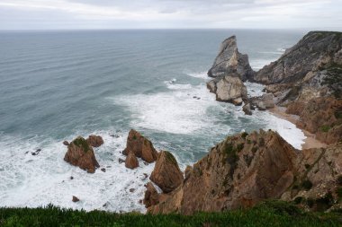 Deniz kıyısının güzel manzarası