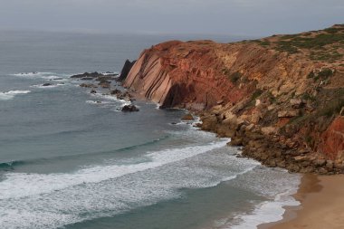 Deniz kıyısının güzel manzarası