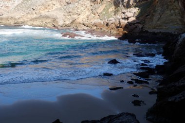 Deniz kıyısının güzel manzarası