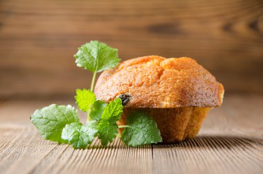 pasta kahverengi ahşap zemin üzerinde