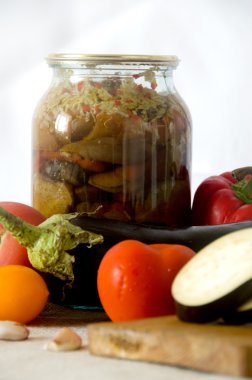 Yönetim Kurulu kabak domates sarımsak kesme sebze konserveler