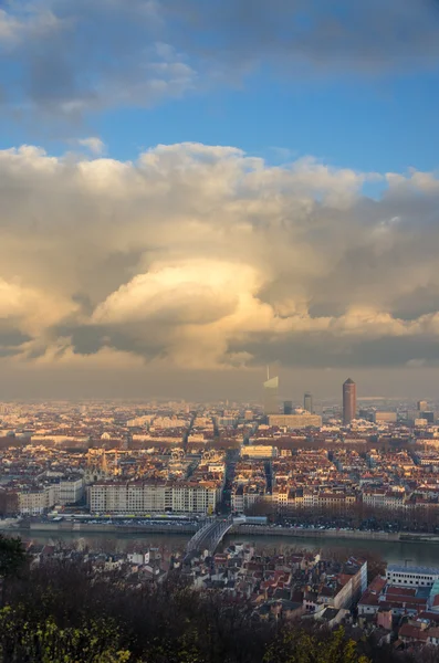 Panorama miasta Lyon rzeka Saone, jesień Francja — Zdjęcie stockowe