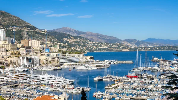 Öppna över Monacos hamn för att öppna havet — Stockfoto