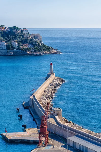 Vista sobre o farol e o mar em Nice — Fotografia de Stock