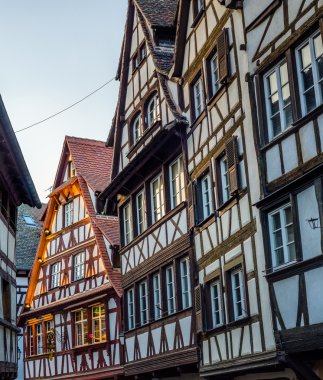 Petite France Mahallesi, Strasbourg alsatian yarı ahşap evleri