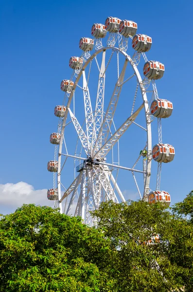 Оглядове колесо в парк Турія в Валенсія, Іспанія — стокове фото