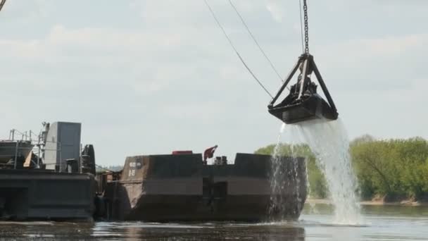 River dredging works. — Stock Video