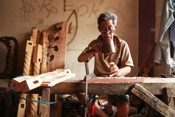 El viejo trabaja — Foto de Stock