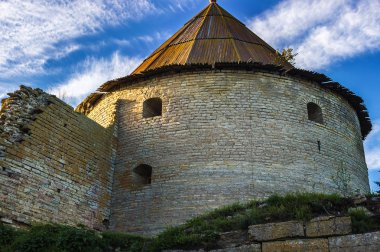 Eski kule Oreshek Kalesi. Shlisselburg. Rusya