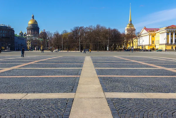 Дворцовая площадь в Петербурге — стоковое фото