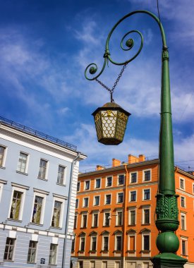 St-Petersburg tarihi kısmında dekoratif fener. Rusya