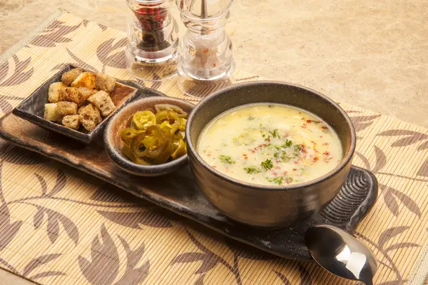 geleneksel balık çorbası