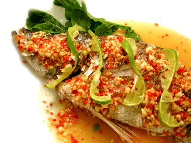 balık buğulama limon ve acı biber sosu