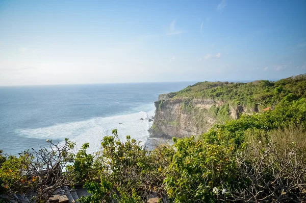 Landschapsmening van Balinese zee tempel — Stockfoto