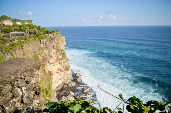 Vue du temple balinais de la mer Image En Vente