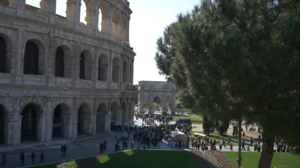 Roma Colosseum yaz gününde — Stok video