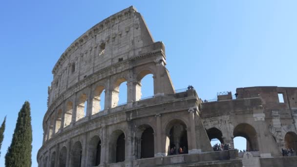 Roman Colosseum op zomerdag — Stockvideo