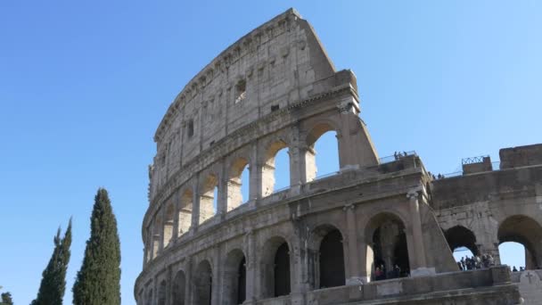 Roma Colosseum yaz gününde — Stok video
