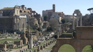 Roma Forumu antik kalıntılar