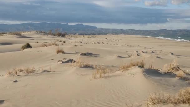 Tempête de sable dans le désert du paysage africain 