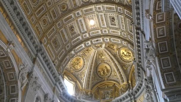 Interior of saint peter's cathedral — Stock Video