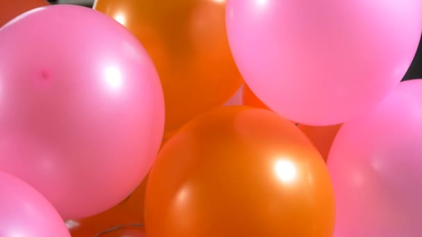 Feliz cumpleaños globos de colores — Vídeos de Stock