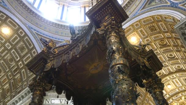 Innenraum der Peterskirche — Stockvideo