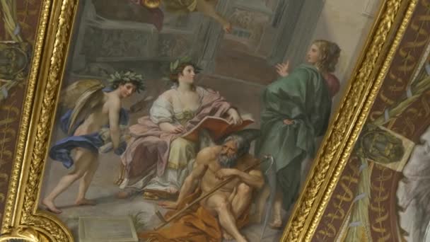 Kirchendecke mit Malerei in der Kathedrale — Stockvideo