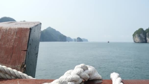 Paisaje tropical de la bahía de ha long — Vídeos de Stock