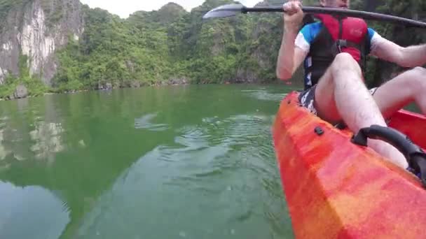 Woman Kayaking in ha long bay — Stock Video