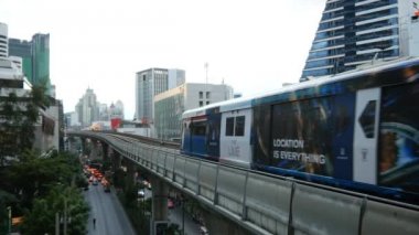 kamera tarafından geçen metroyu 