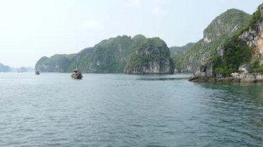 tropikal peyzaj ha uzun bay