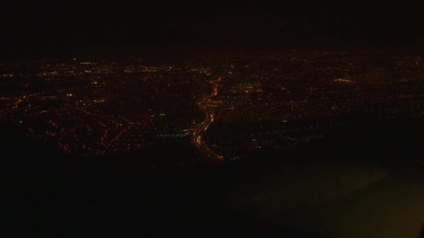 在城市上空的晚上时间灯 — 图库视频影像