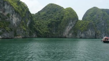 tropikal peyzaj ha uzun bay