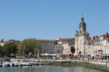 La Rochelle manzaralı şehir merkezi.