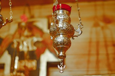 Ortodoks kilisesinden ikon lamba.