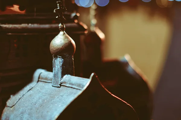 Modèle Une Église Fer Dômes Une Croix Nuit — Photo