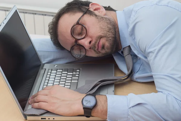 Affärsman sova under arbetstid — Stockfoto