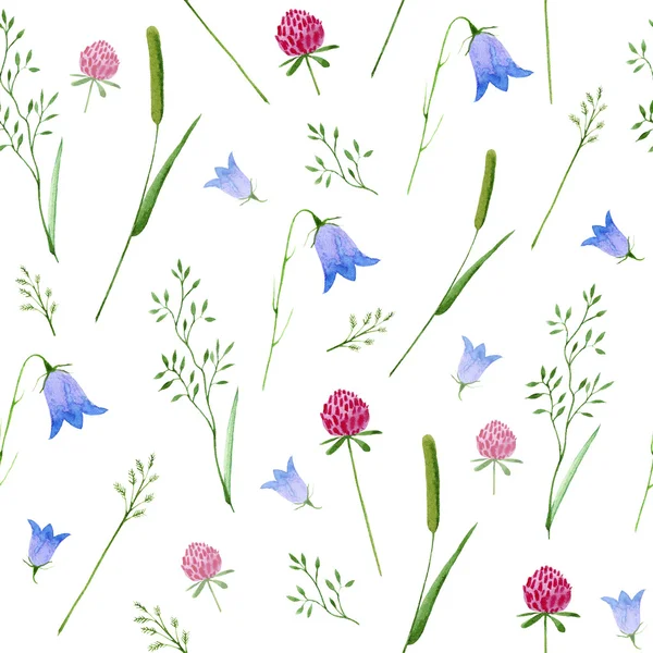 Bluebell, yonca ve çim ile çiçek dikişsiz desen.