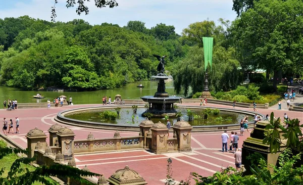 New York, New York 'taki Central Park' taki çeşme. 5 Temmuz 2012