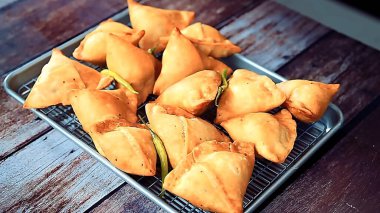 Lezzetli Asya yemeklerinin yakın görüntüsü