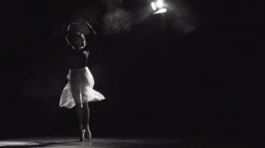 Zarif kız bale pratik